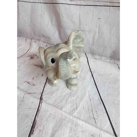 Vintage Andrea By Sadek Bright Big Eyed Sweet Baby Elephant Figurine 5in READ - Picture 3 of 10